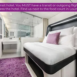 yotel-schiphol-airport.ihotelsrotterdam.com/